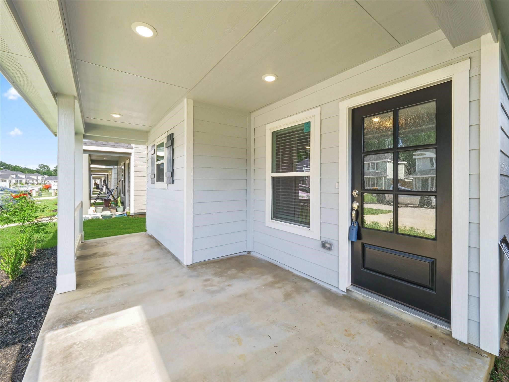 16360 Jasmine Marie Place Property Photo 2