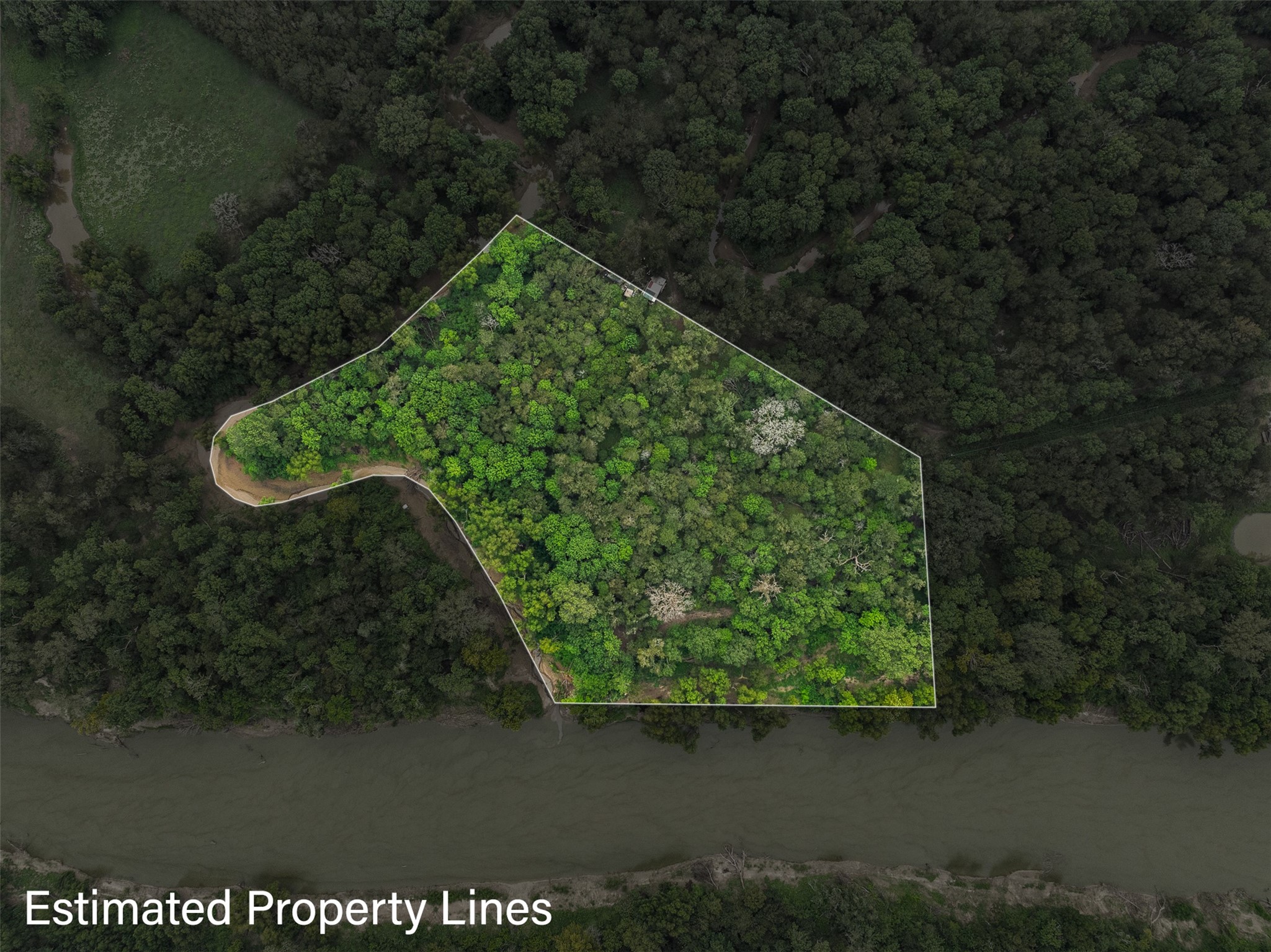 2662 Private Road 1195 Property Photo 8