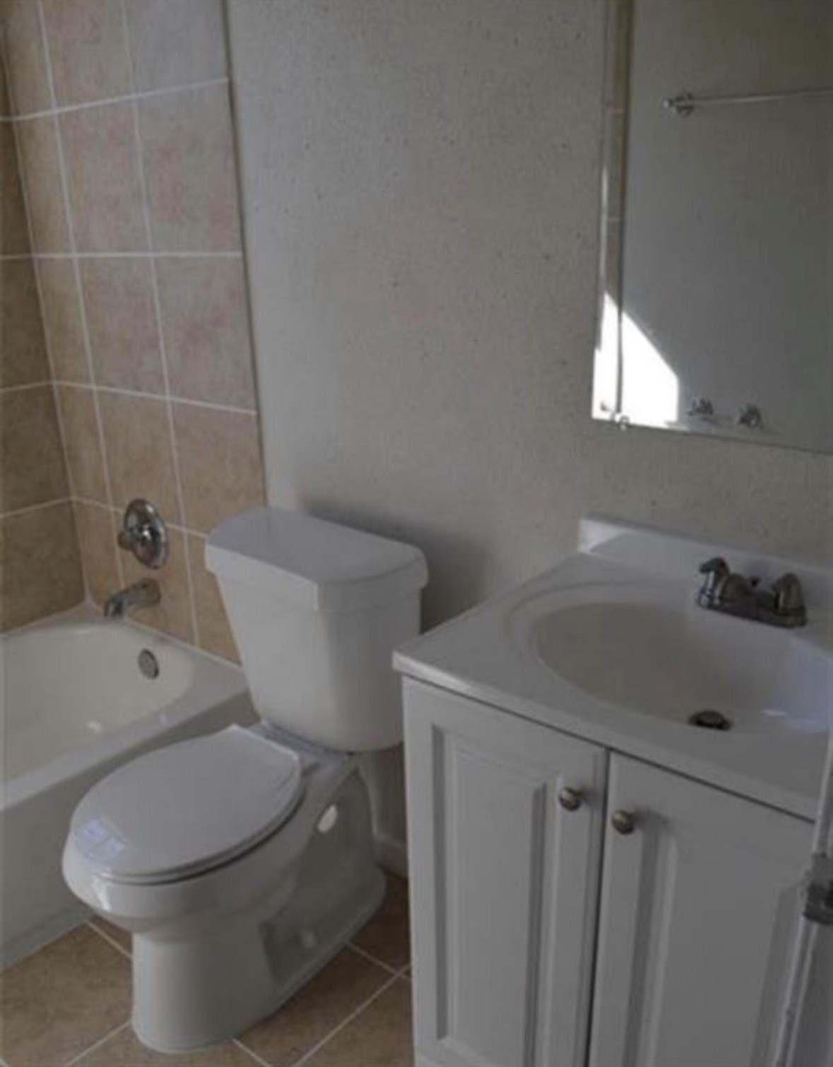 4201 Kashmere Street C Property Photo 2