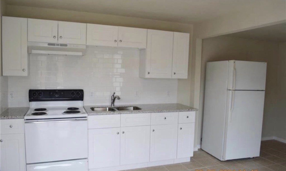 4201 Kashmere Street C Property Photo 3