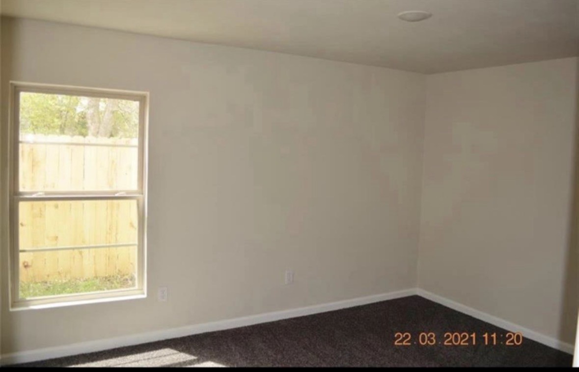 4201 Kashmere Street C Property Photo 6