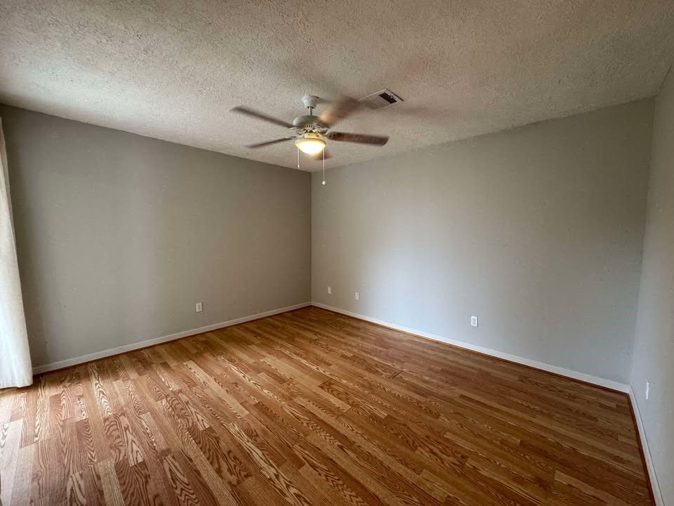 14206 Bay Gardens Drive Property Photo 2