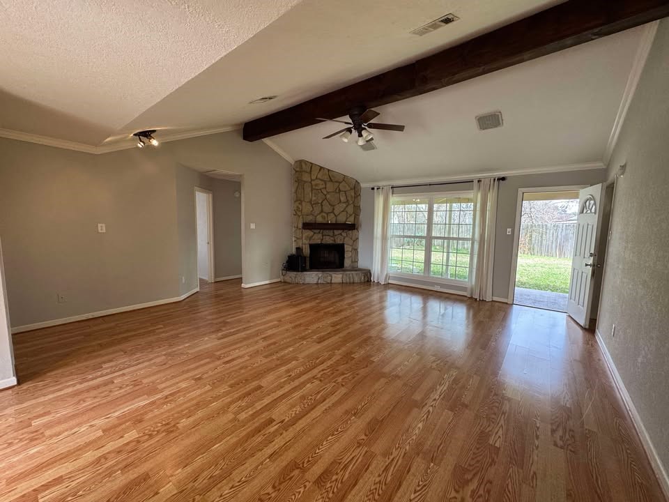 14206 Bay Gardens Drive Property Photo 3