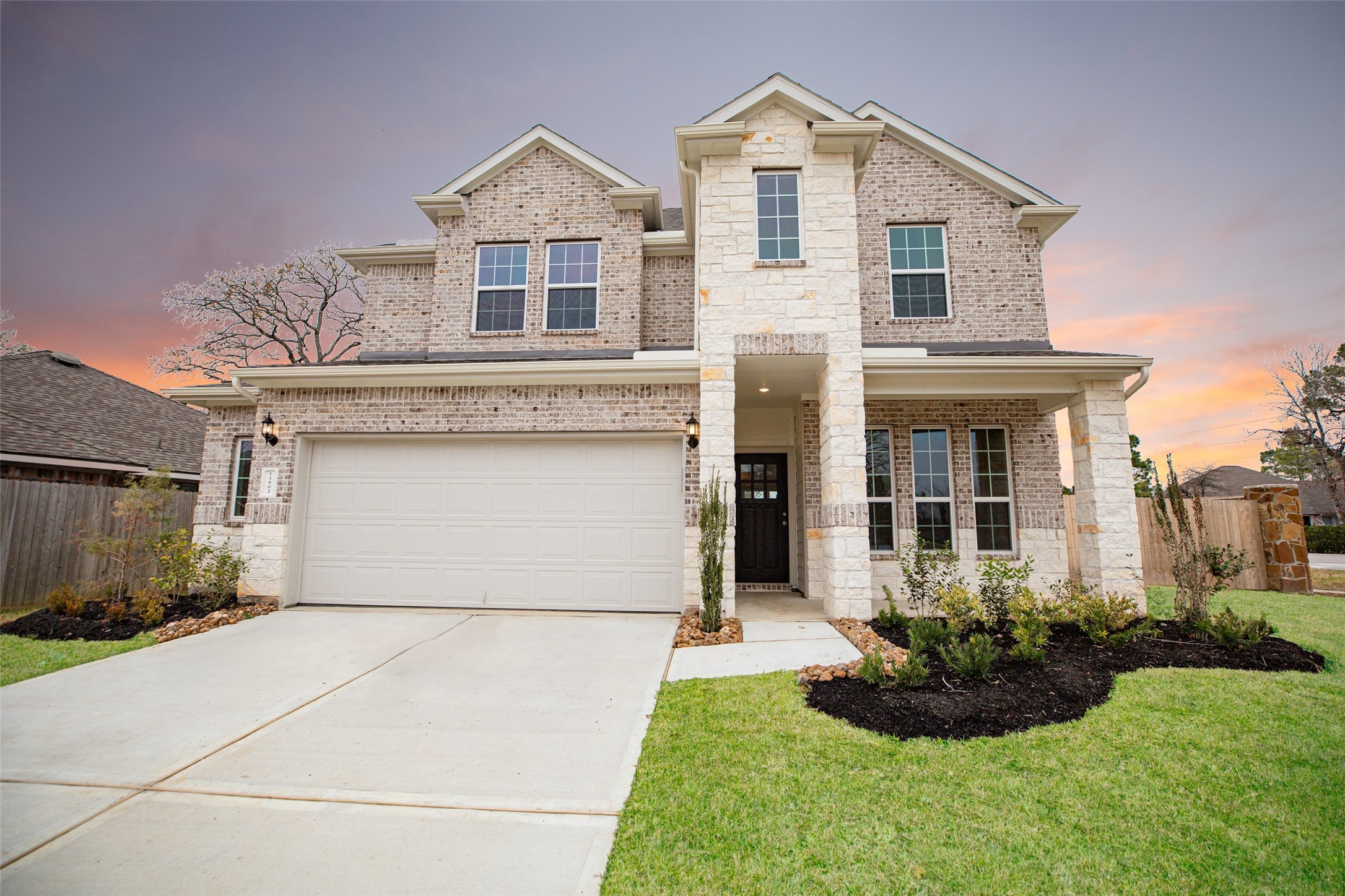 13502 Summer Hill Drive Property Photo 3