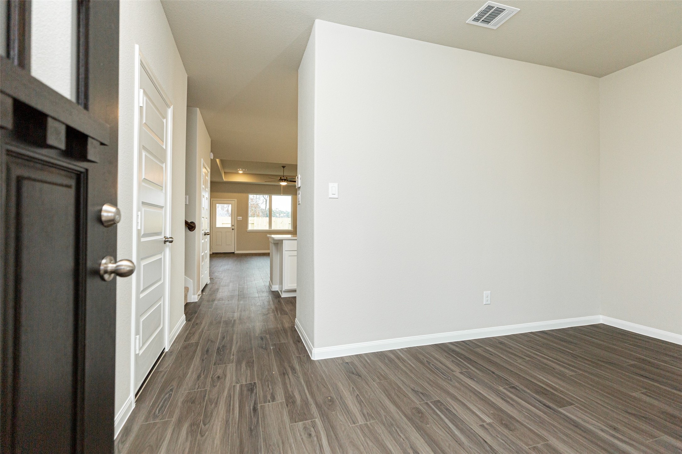 13502 Summer Hill Drive Property Photo 4