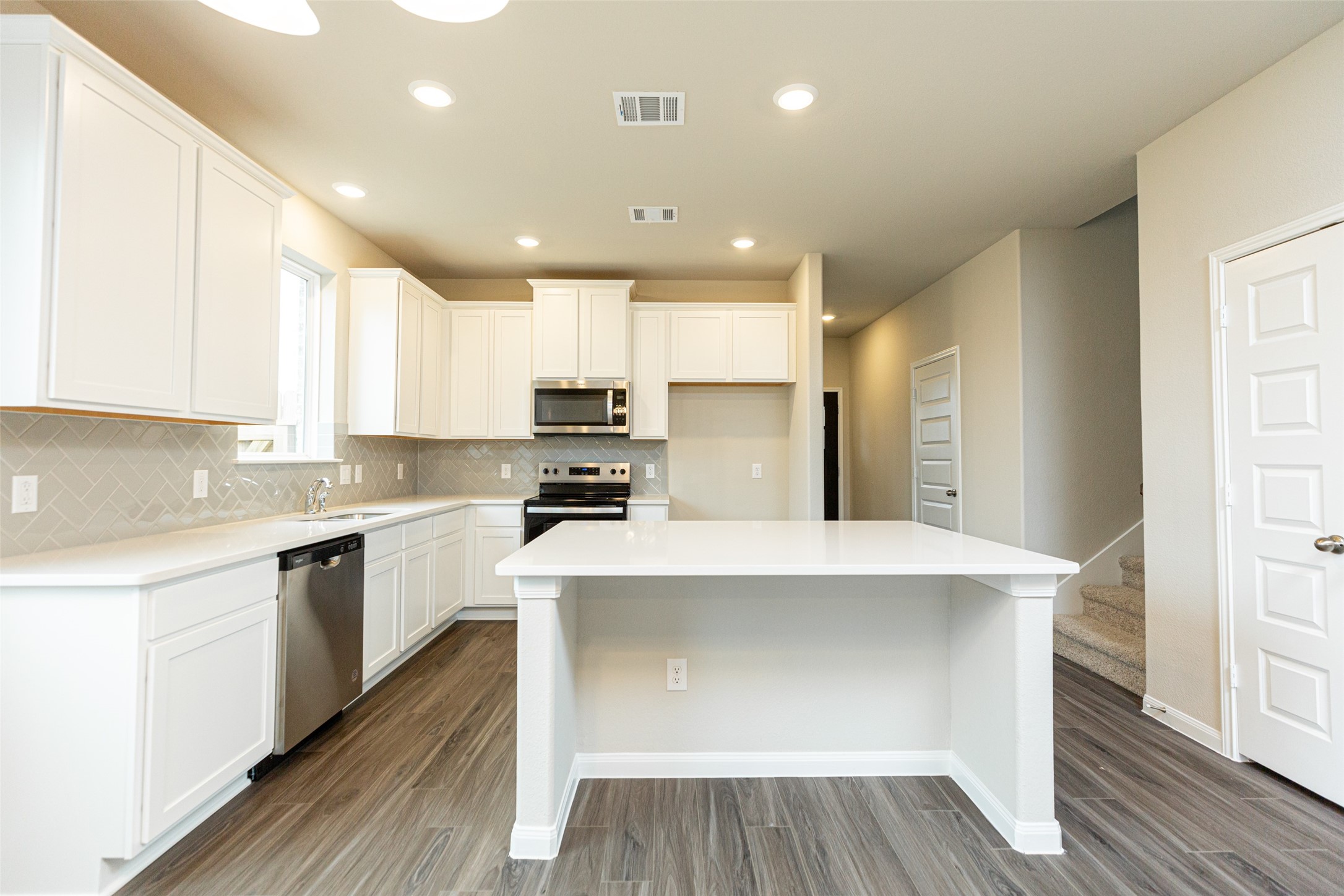 13502 Summer Hill Drive Property Photo 9