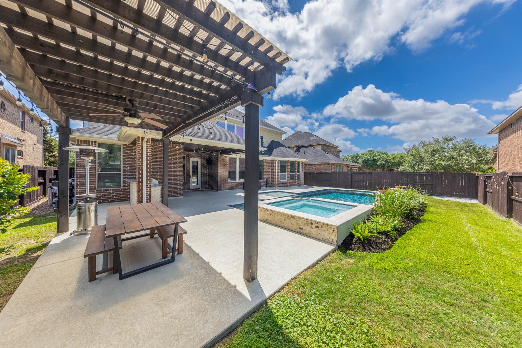 6118 Fayette Springs Lane Property Photo 42