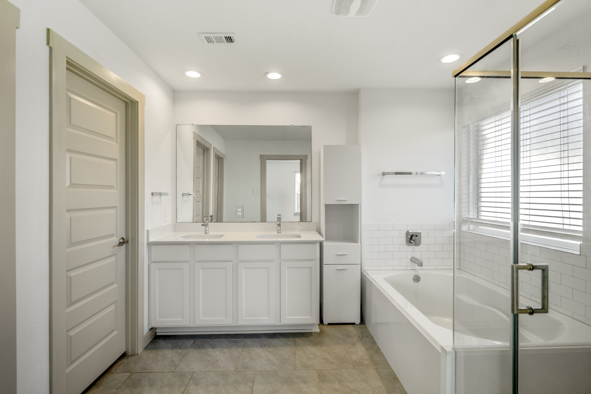 6807 Telford Hollow Trail Property Photo 16