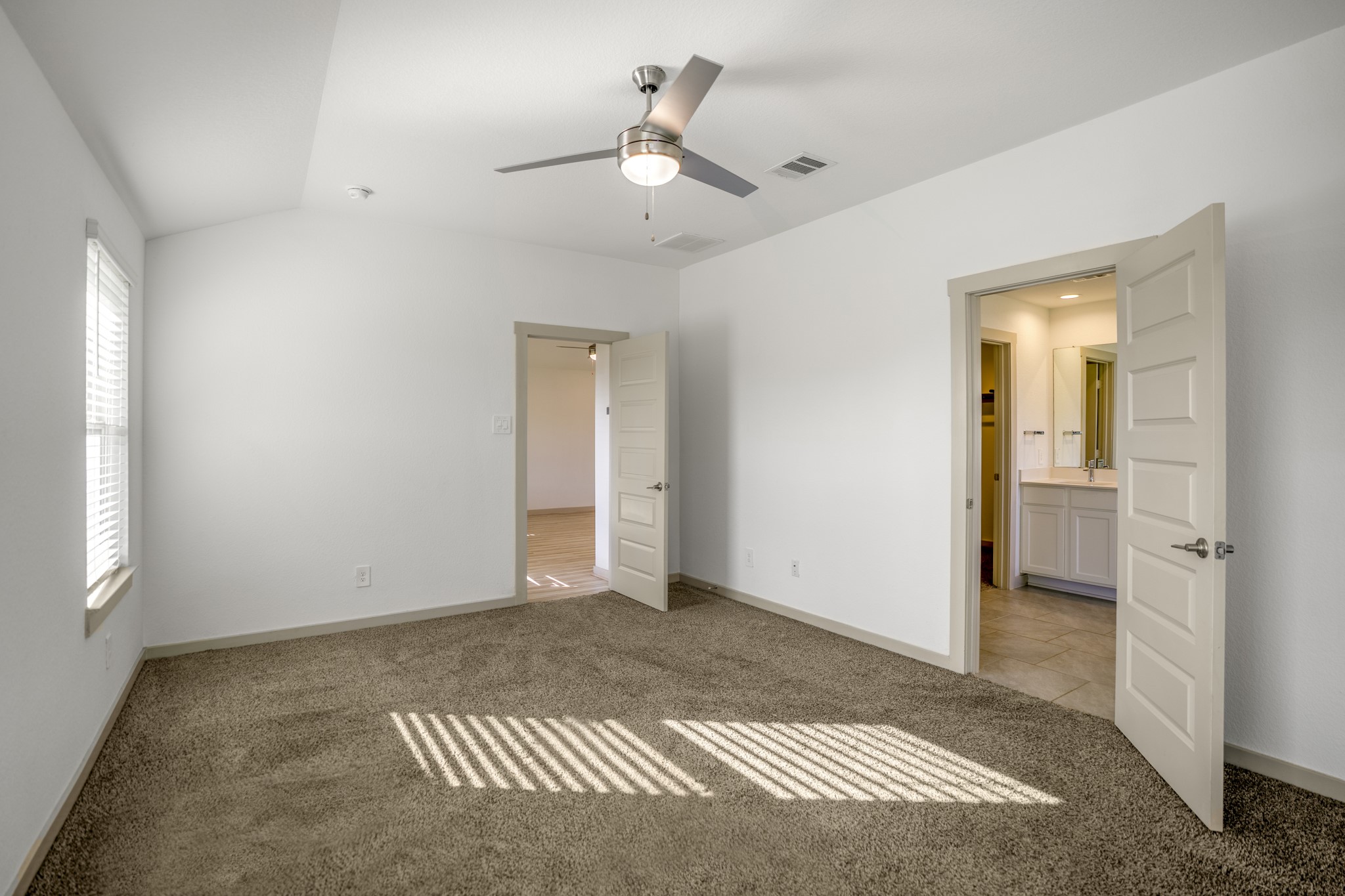 6807 Telford Hollow Trail Property Photo 19