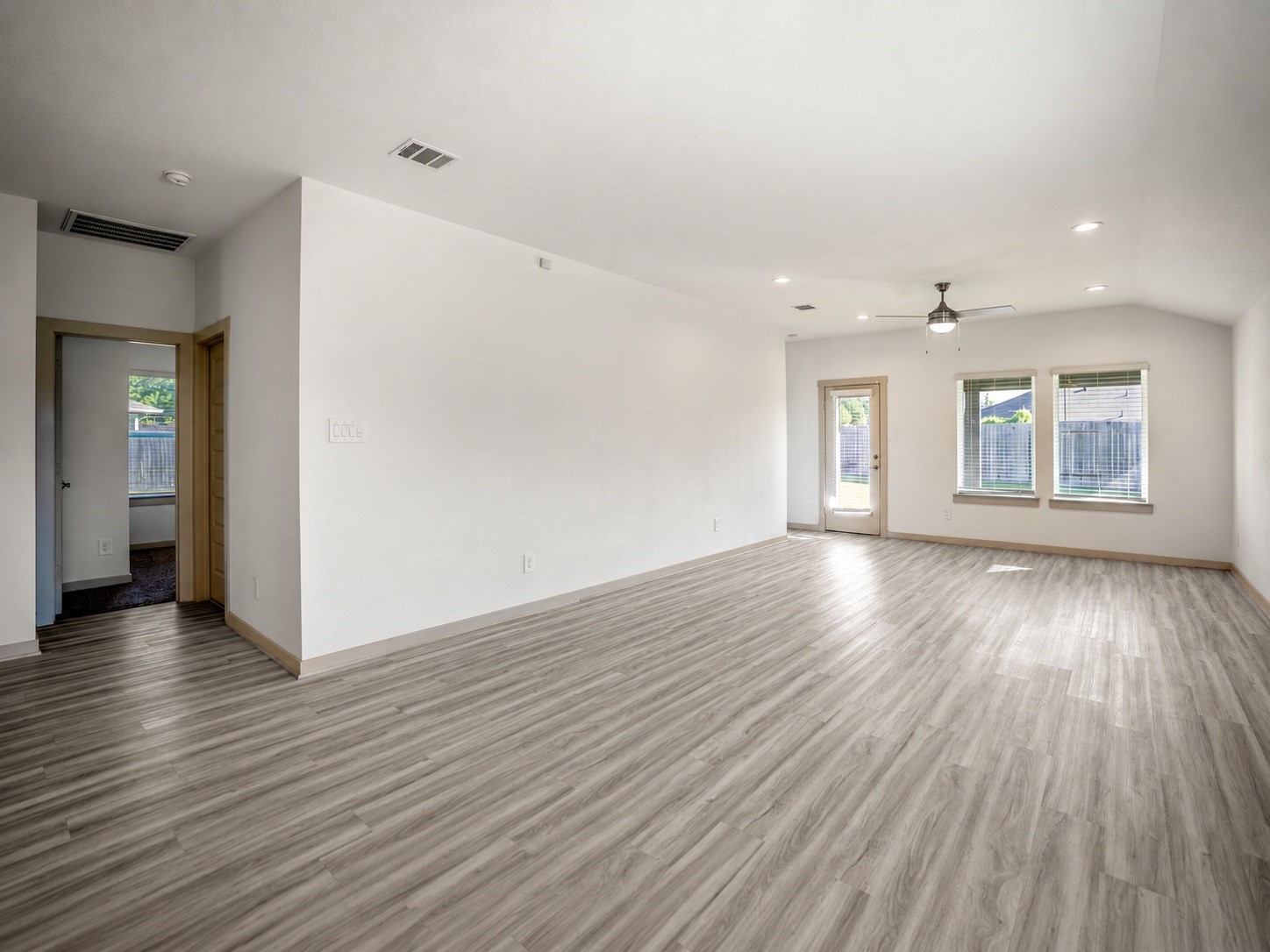6807 Telford Hollow Trail Property Photo 23