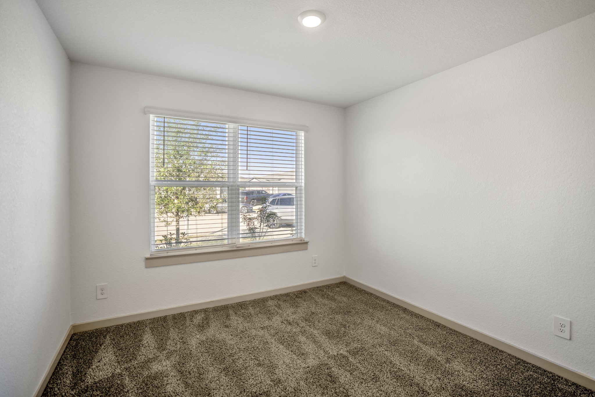 6807 Telford Hollow Trail Property Photo 31