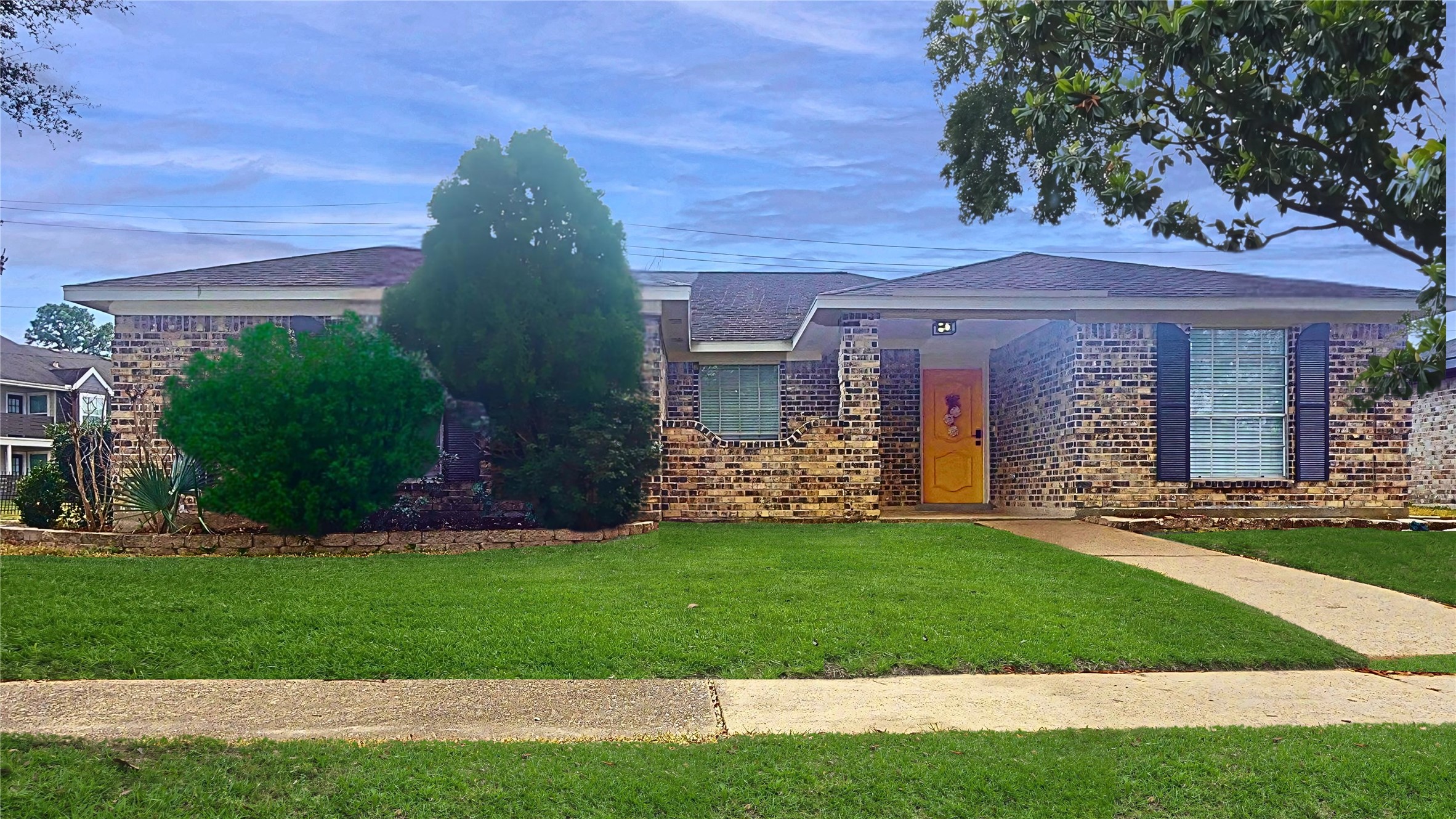 13046 Ferry Hill Lane Property Photo 1