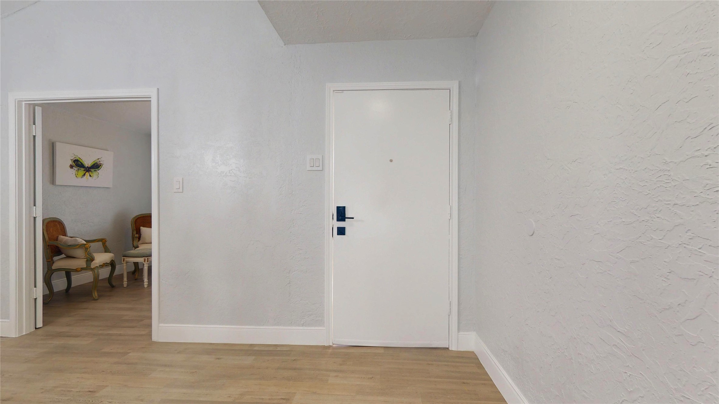 13046 Ferry Hill Lane Property Photo 8
