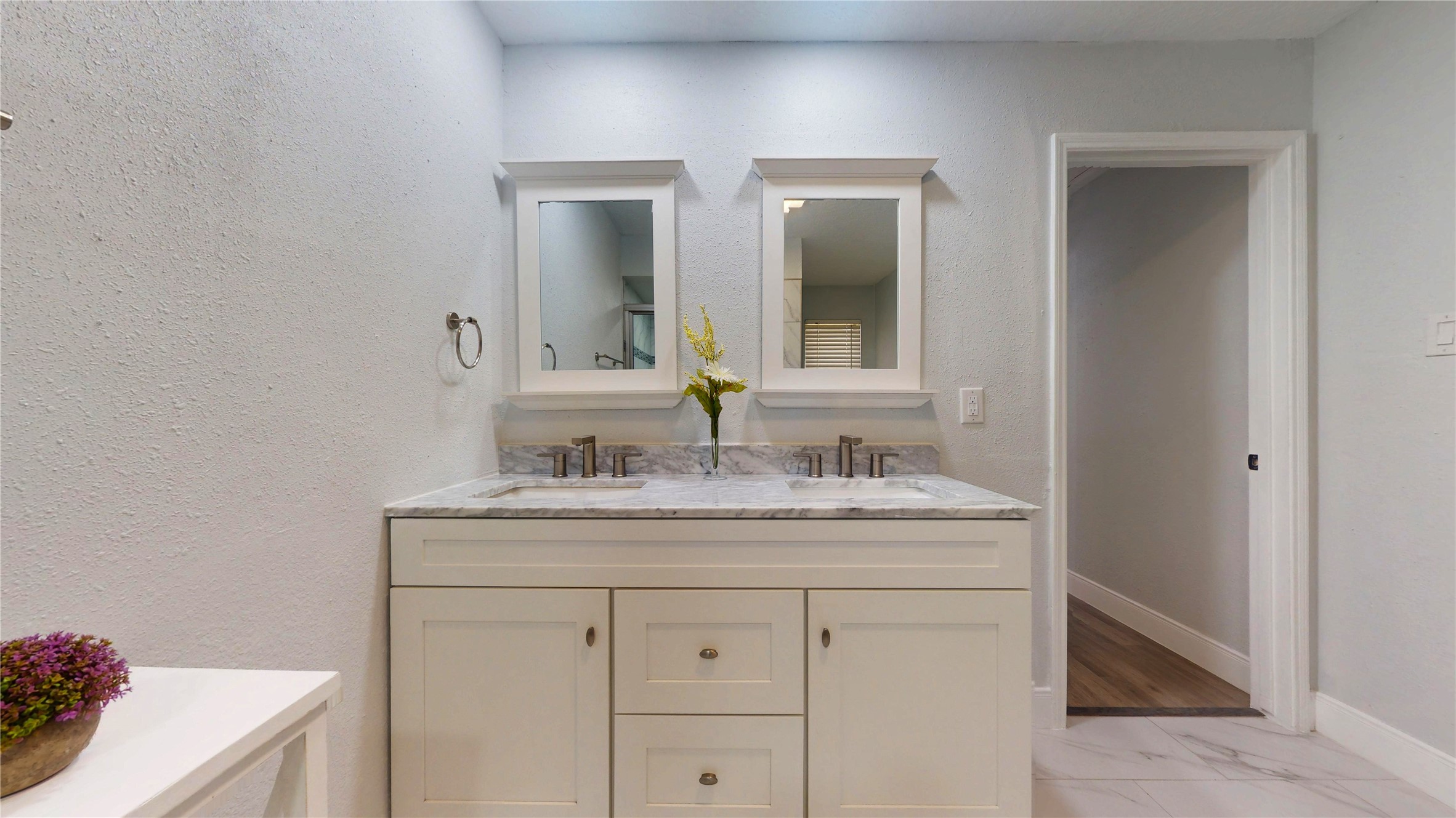 13046 Ferry Hill Lane Property Photo 46