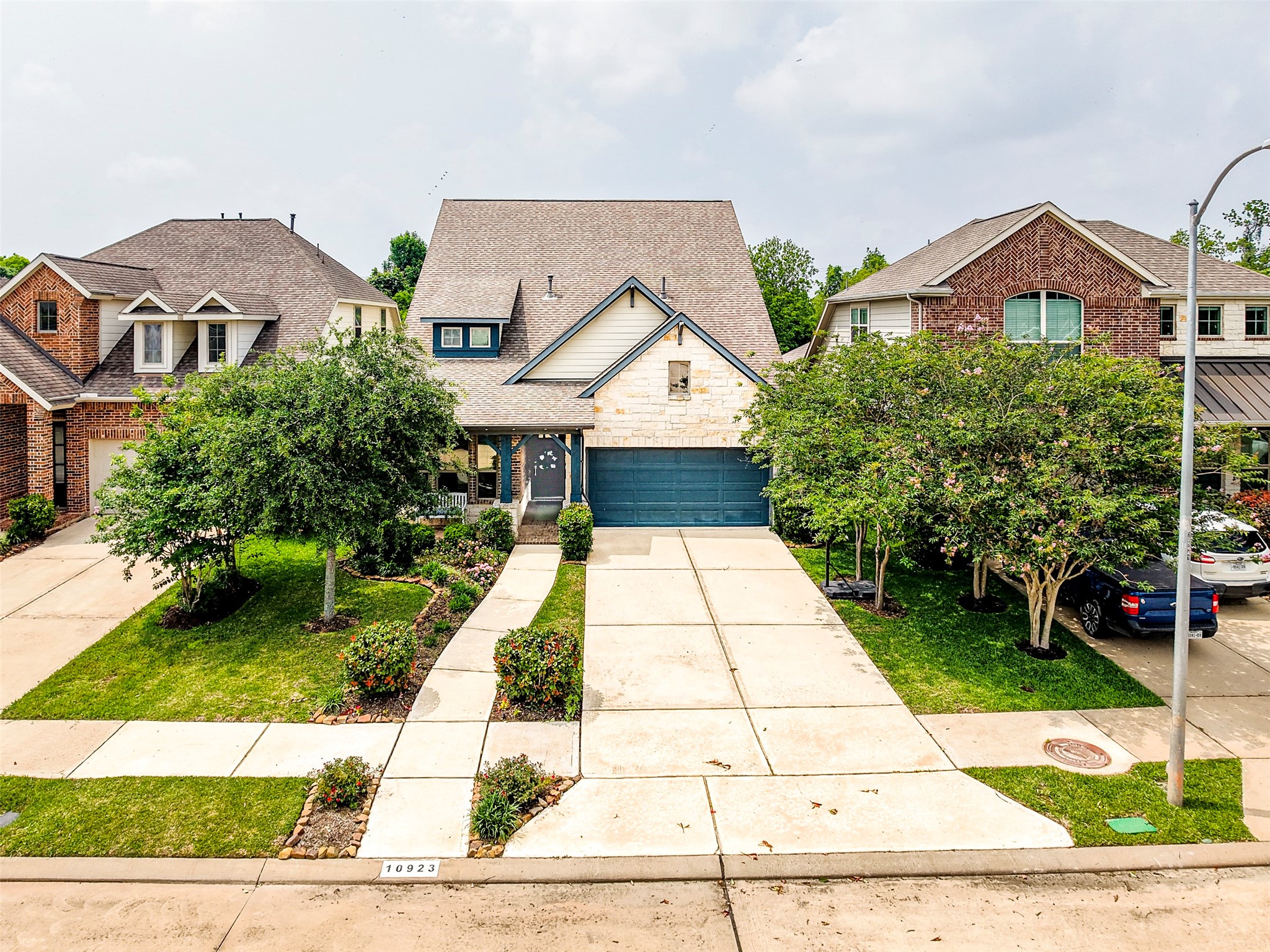 10923 Texas Rose Drive Property Photo 4