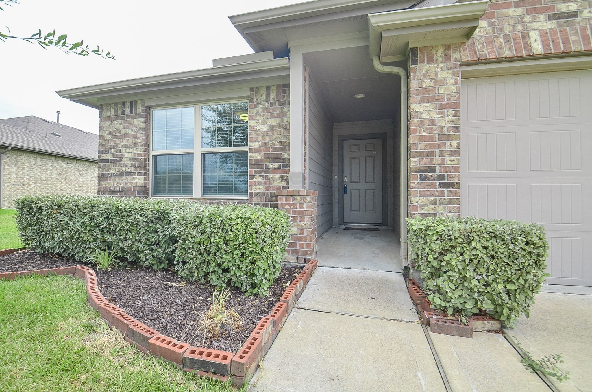 1811 Brady Shores Drive Property Photo 3