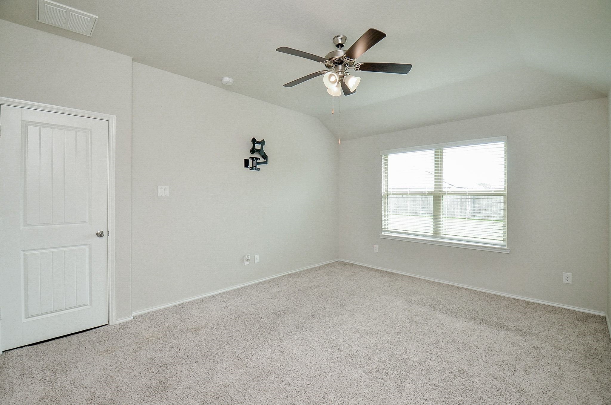 1811 Brady Shores Drive Property Photo 21