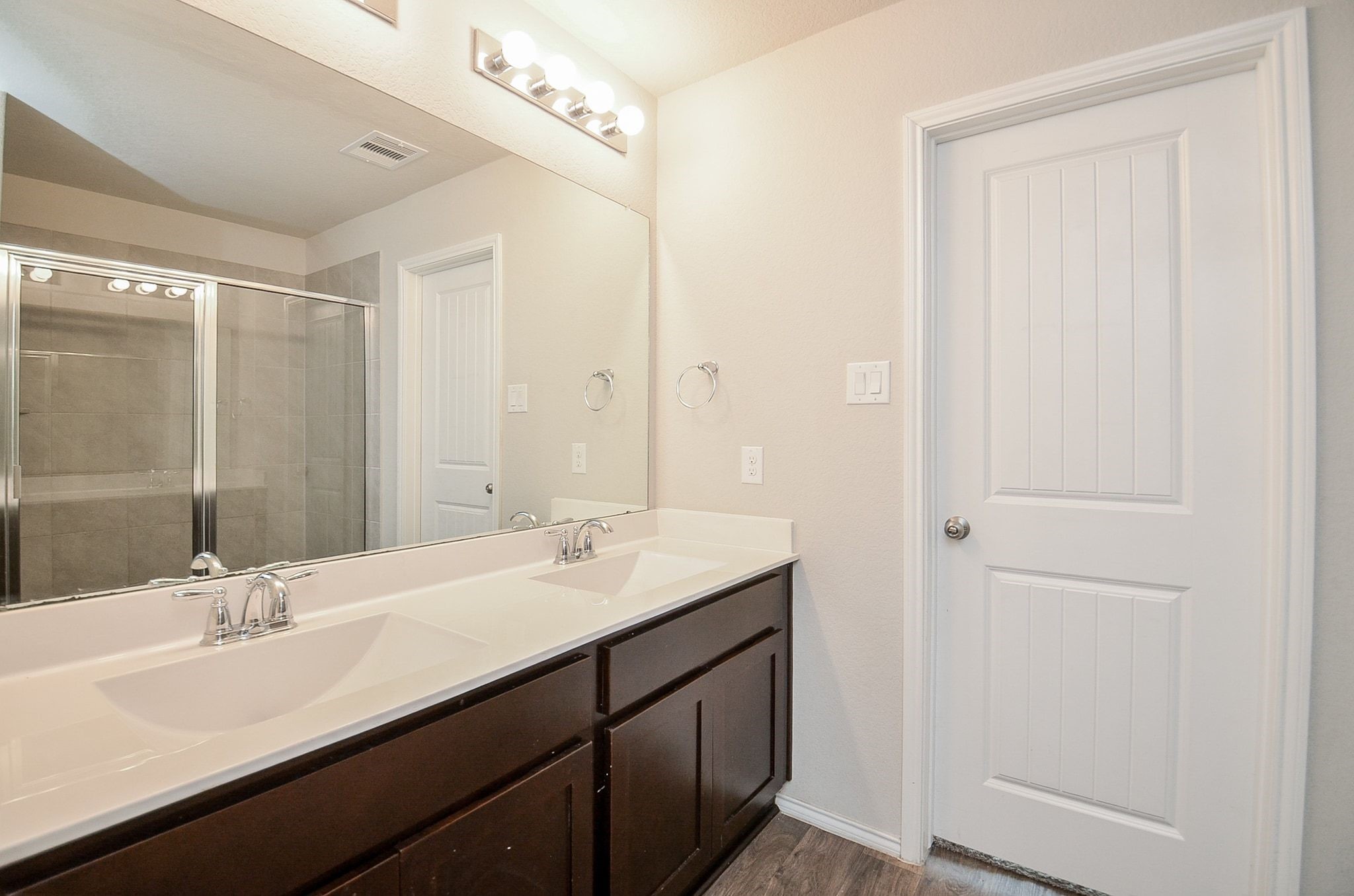 1811 Brady Shores Drive Property Photo 25