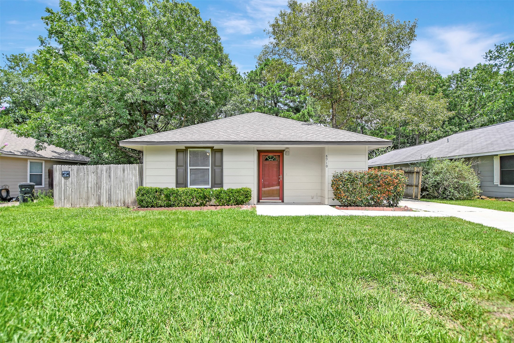 8910 E Buffalo Circle Property Photo 1