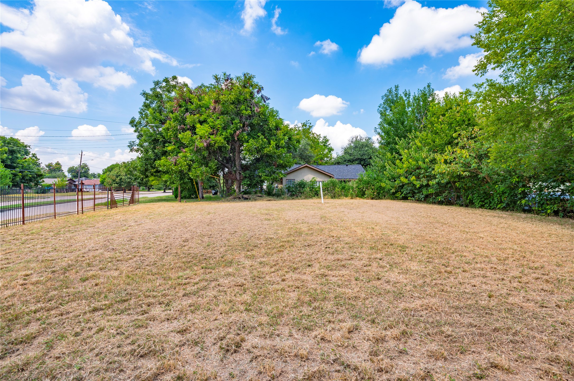 4503 Collingsworth Street Property Photo 3