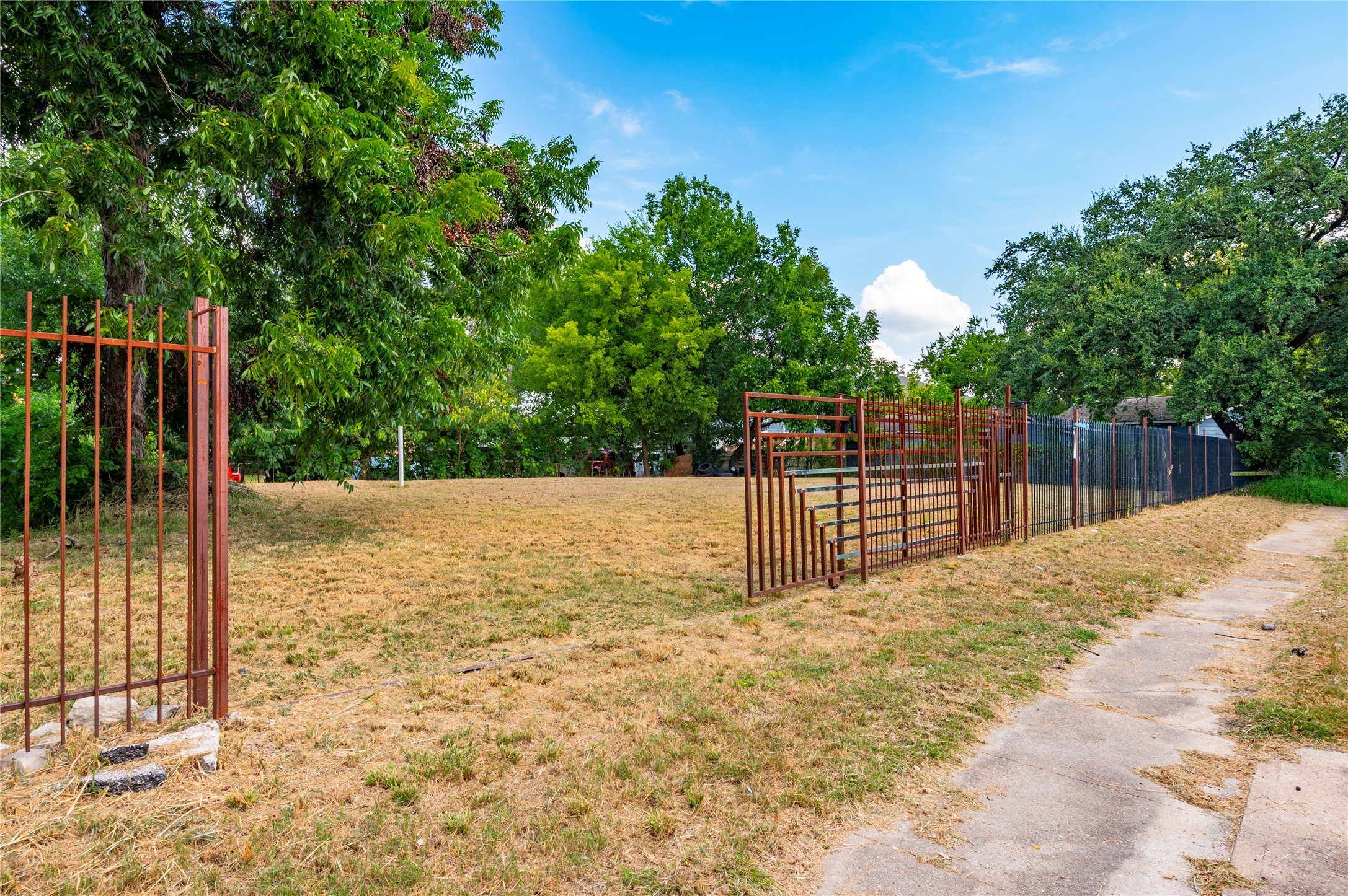 4503 Collingsworth Street Property Photo 7