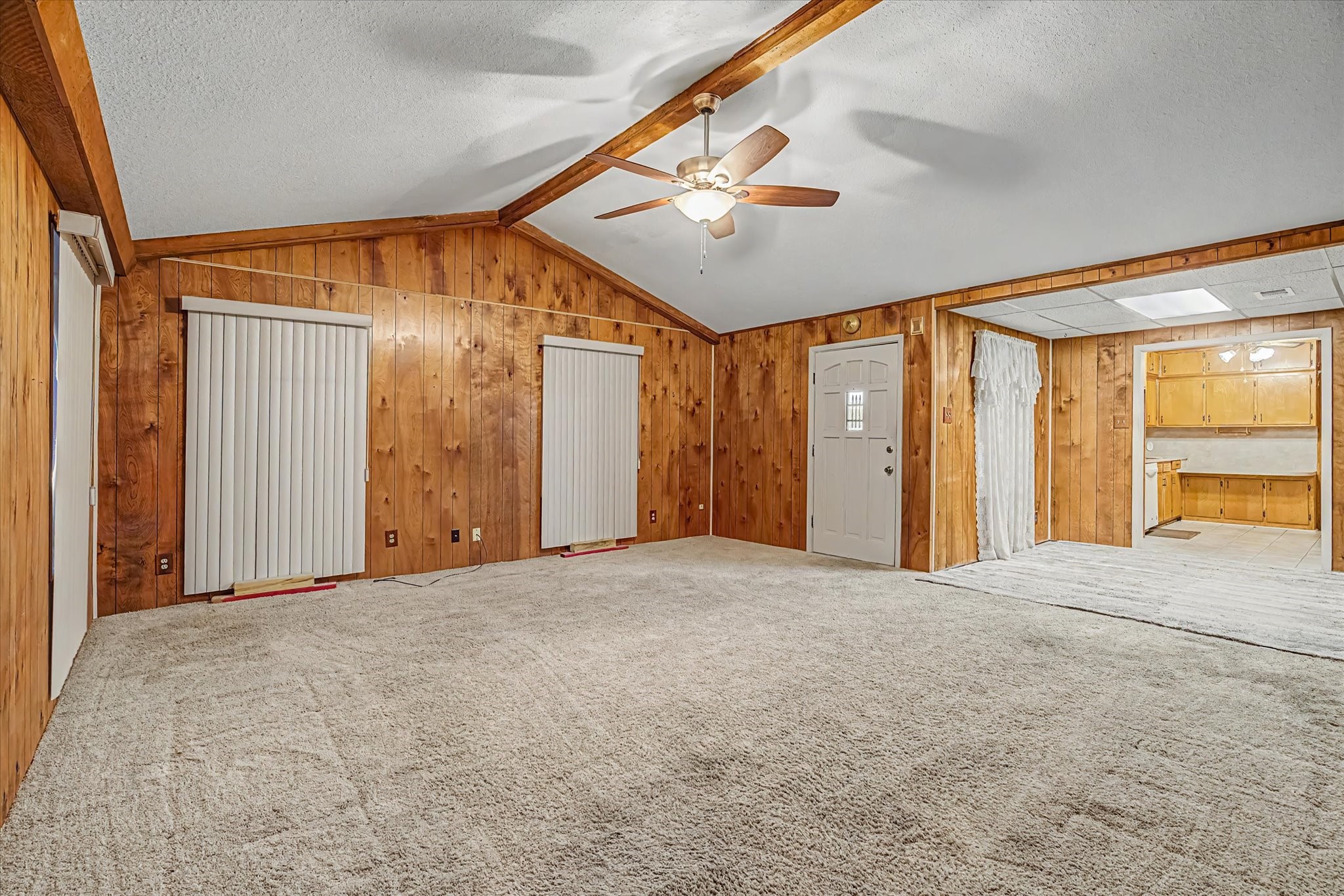 120 Fern Lane Property Photo 3