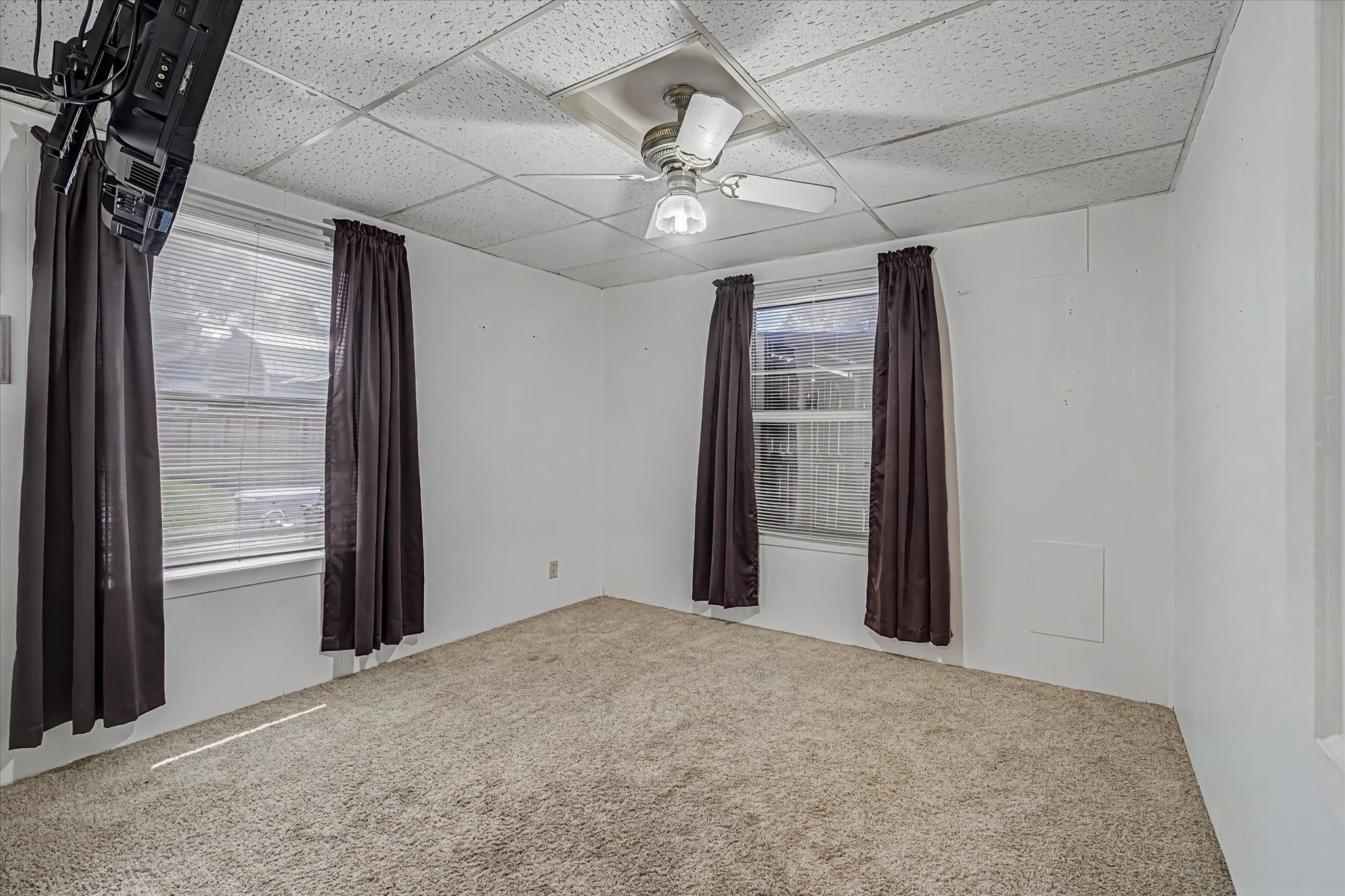 120 Fern Lane Property Photo 14