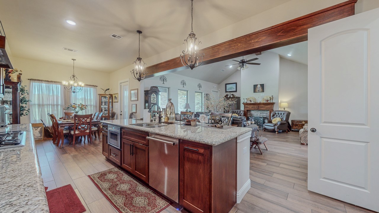15360 Hercules Drive Property Photo 15
