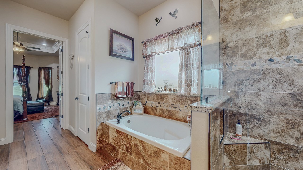 15360 Hercules Drive Property Photo 28