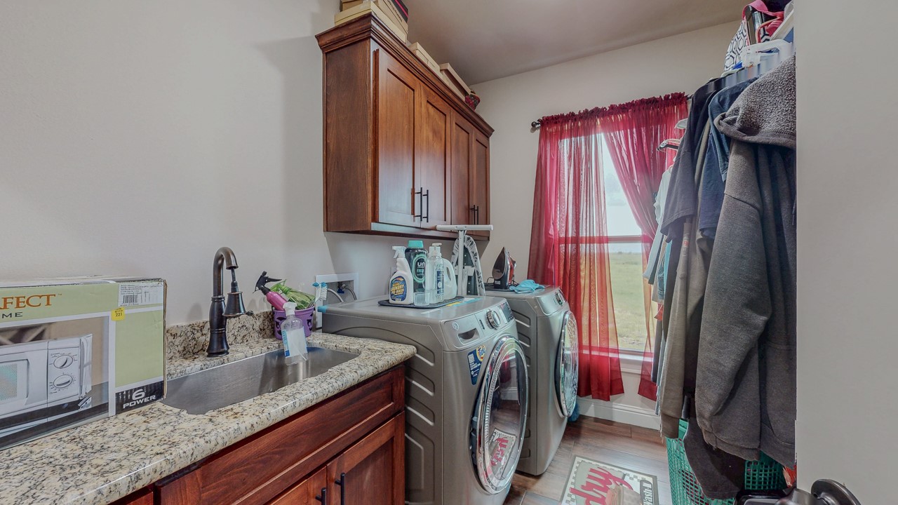 15360 Hercules Drive Property Photo 32