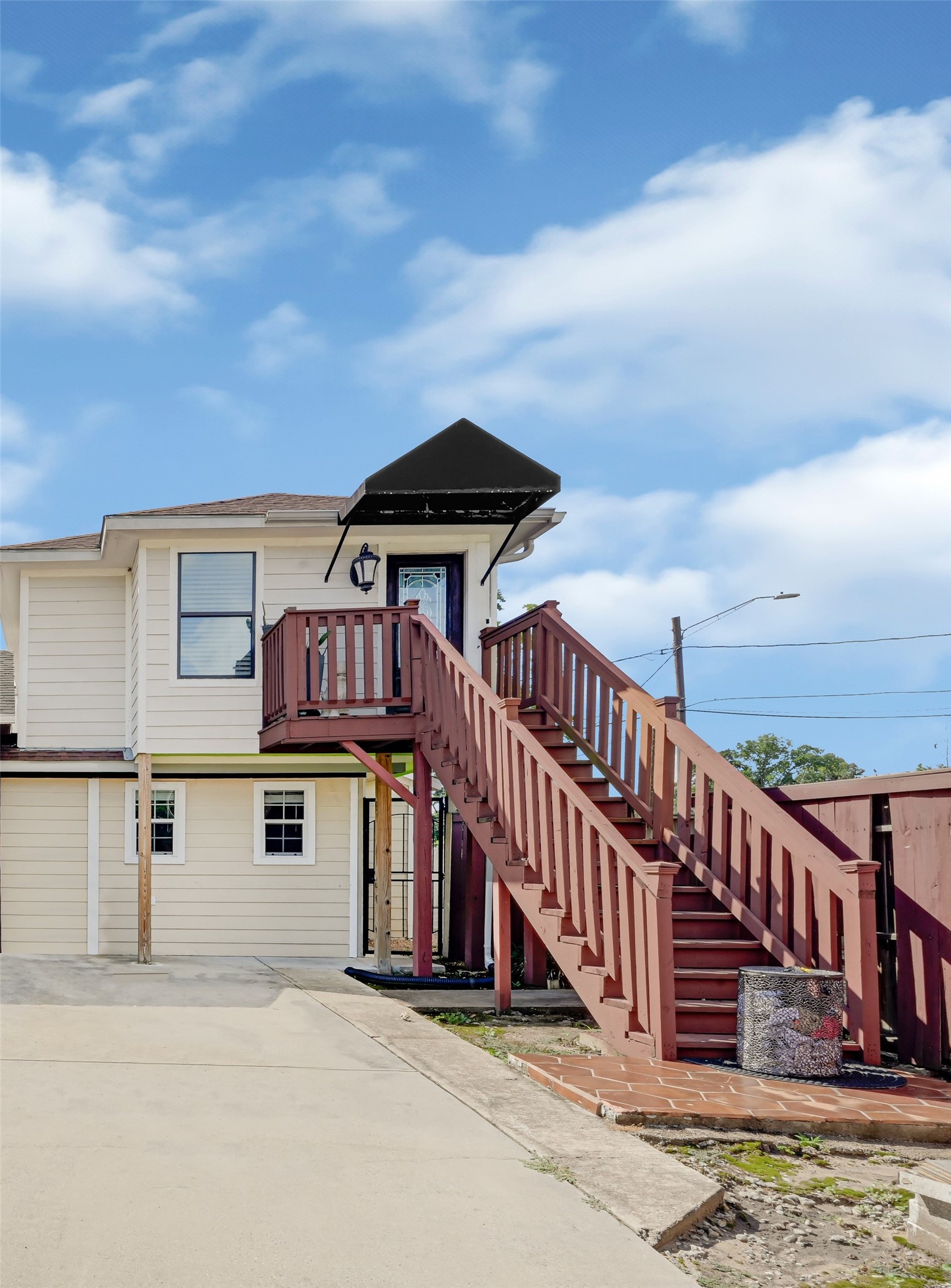 2809 Tooke Street 4 Property Photo 6