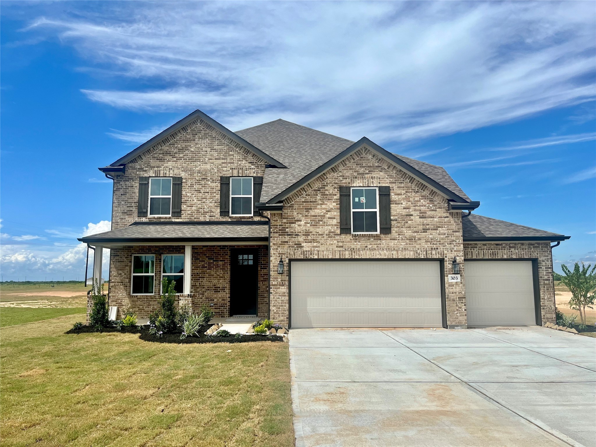303 Cobb Court Property Photo 1