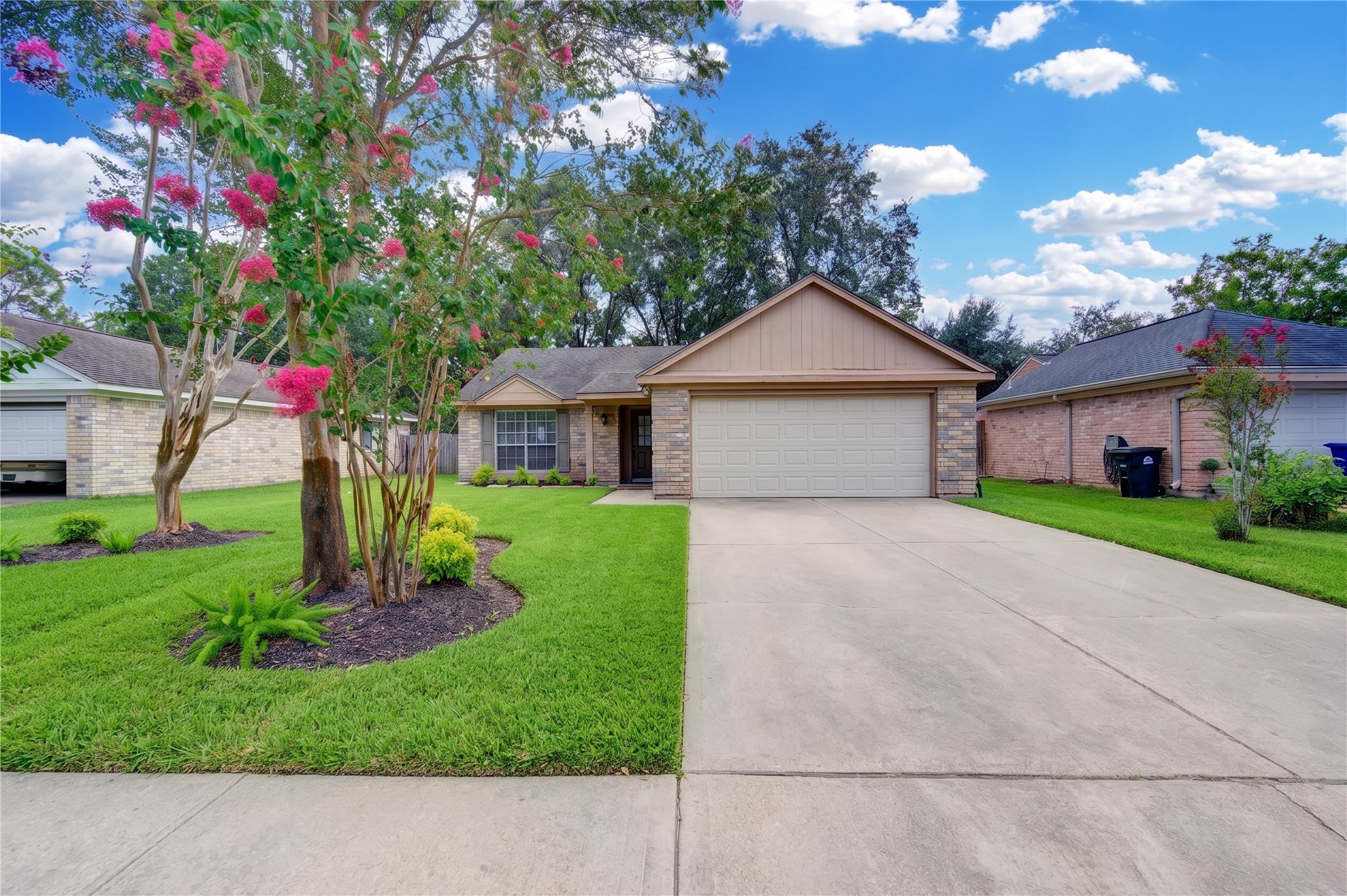 21419 Park Orchard Drive Property Photo 1
