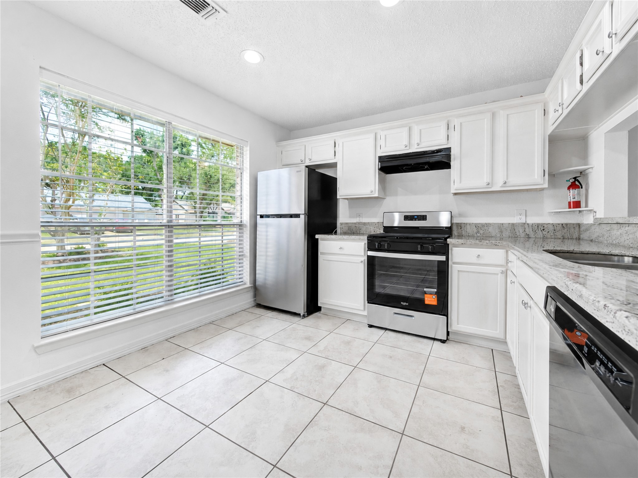 21419 Park Orchard Drive Property Photo 8