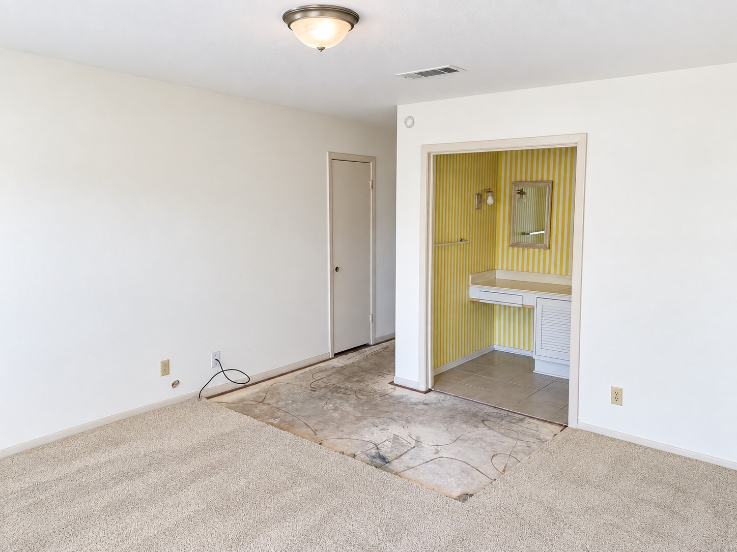 9030 Jackwood Street Property Photo 7
