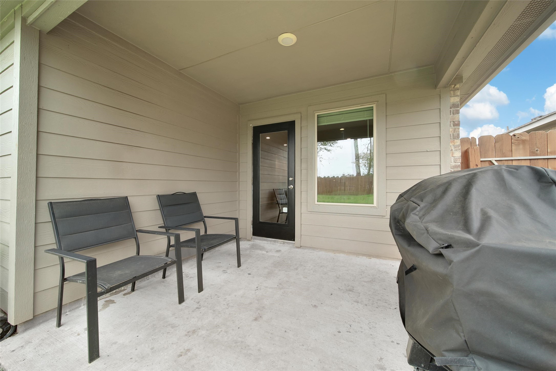 2619 Lost Holly Lane Property Photo 28