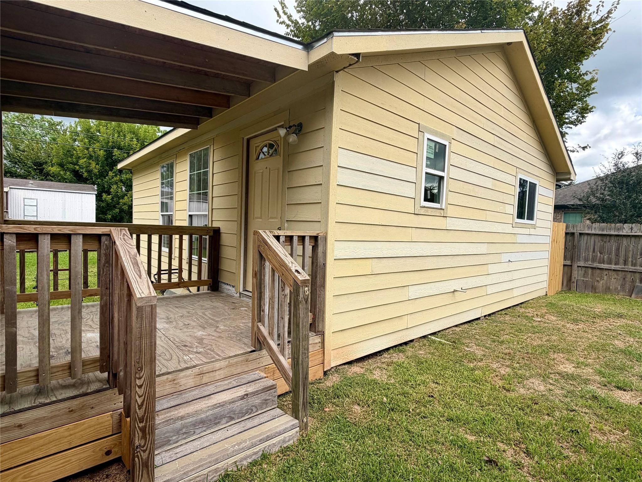 4731 Colony Lane Property Photo 1