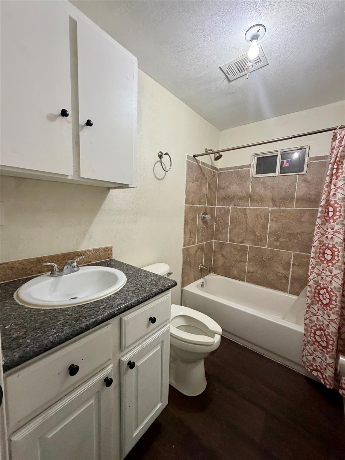 4731 Colony Lane Property Photo 6