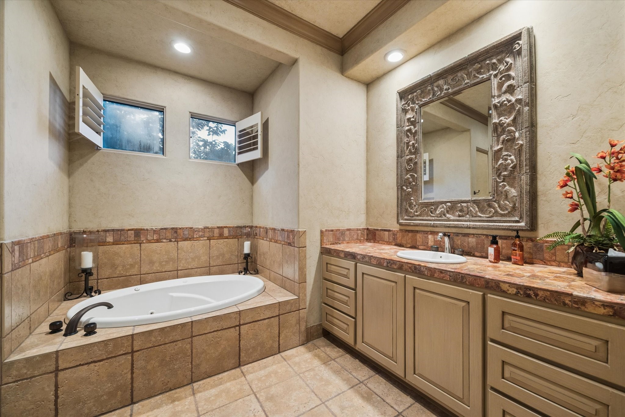 2 Lacewood Lane Property Photo 35