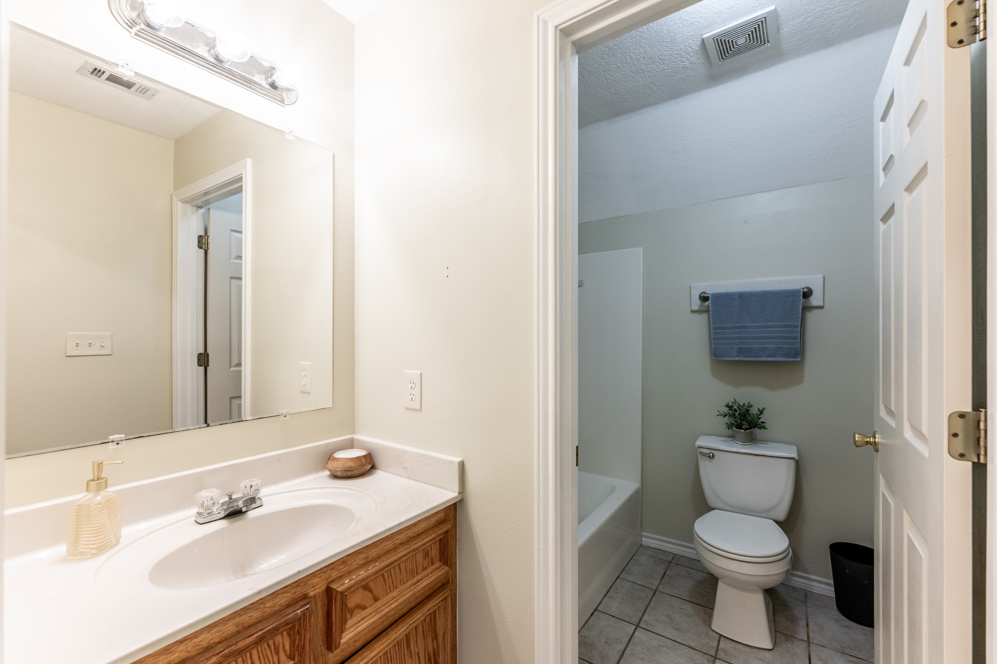 3660 Red Bud Lane Property Photo 19