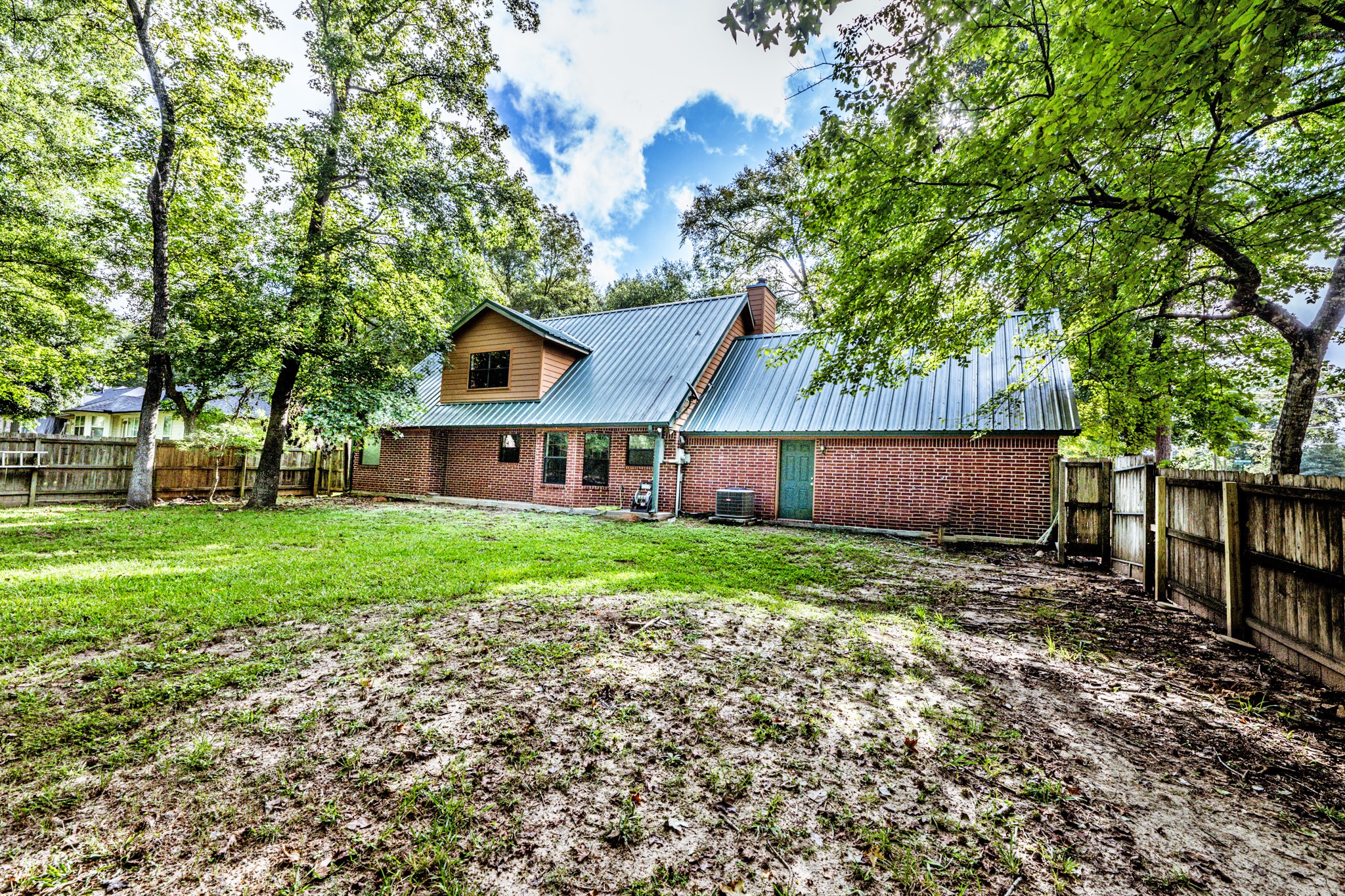 3660 Red Bud Lane Property Photo 22