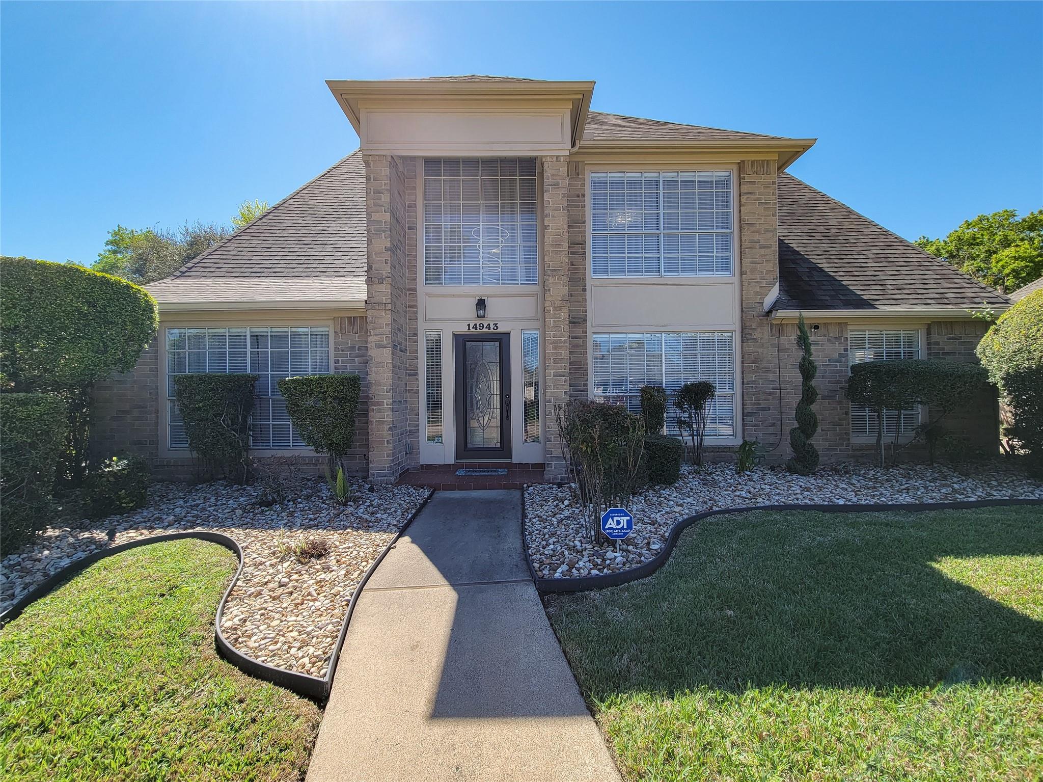 14943 Tramore Drive Property Photo 3