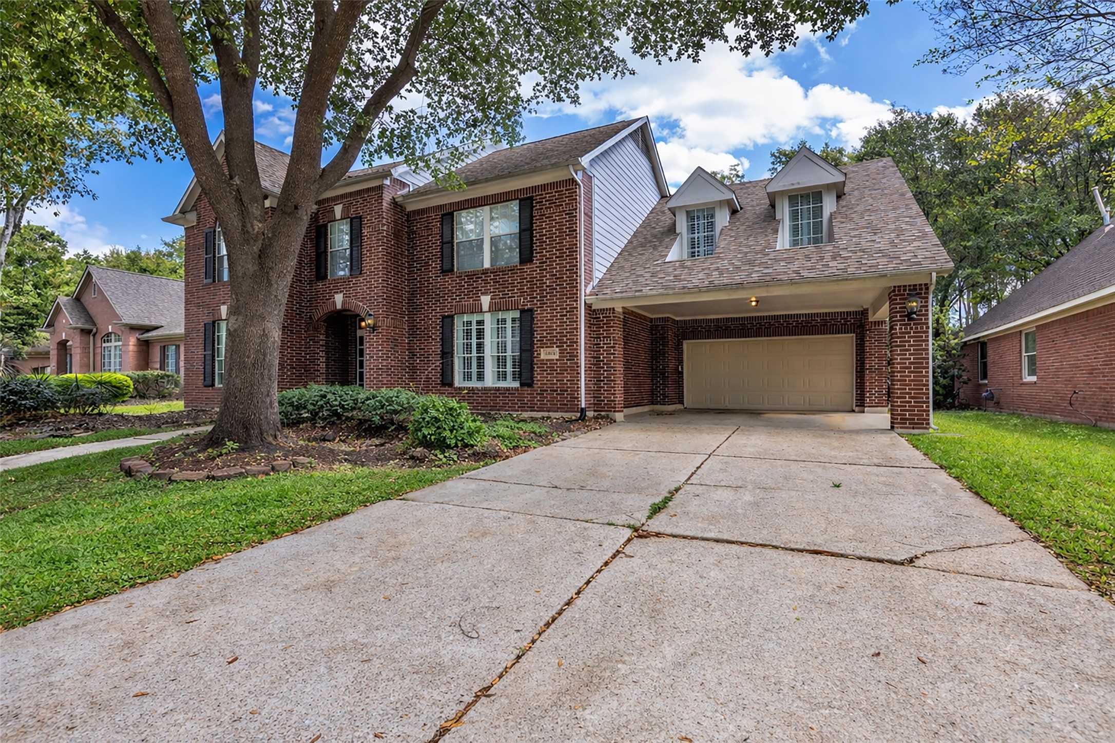 15614 Mustang Creek Circle Property Photo 4