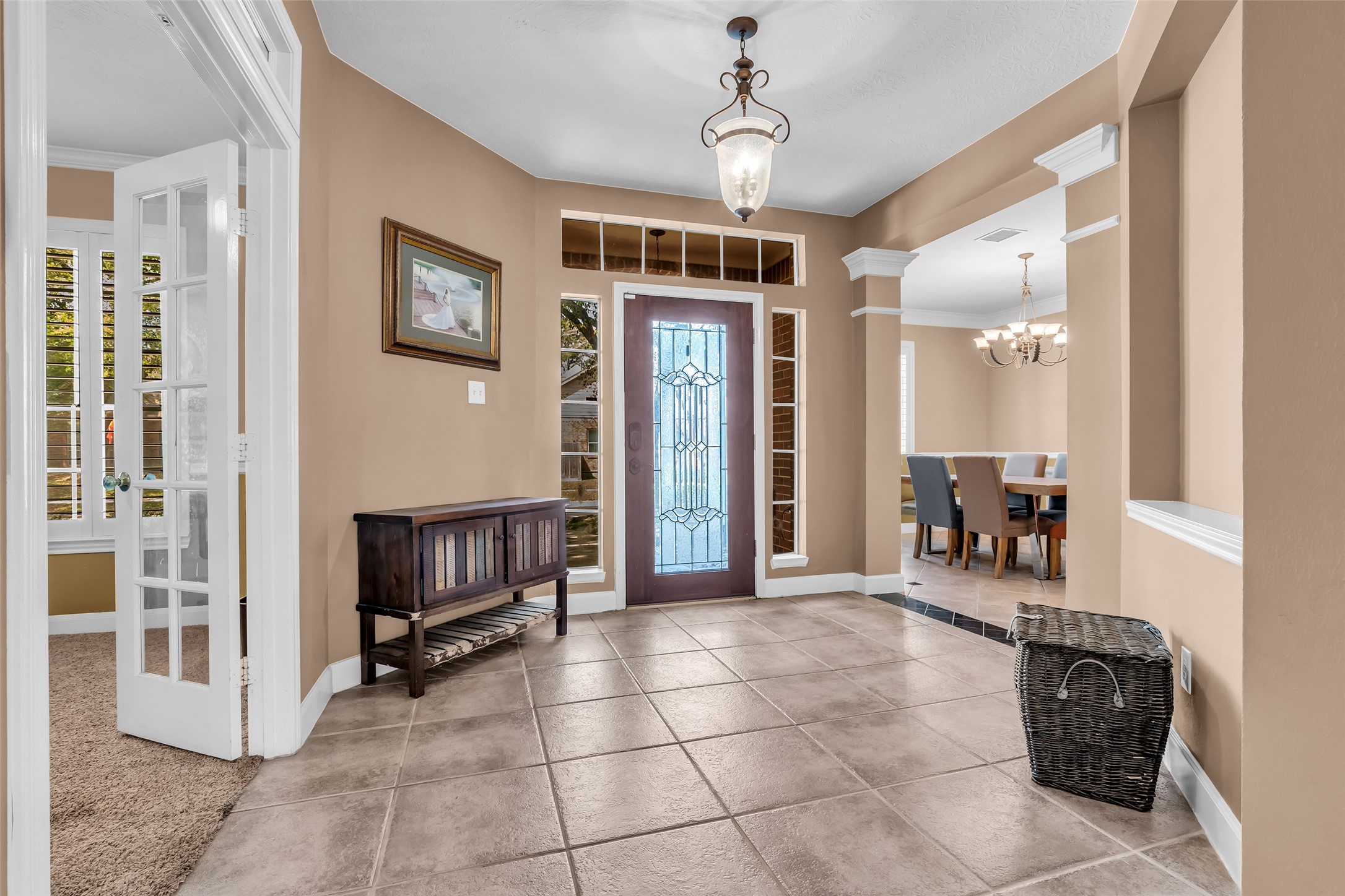 15614 Mustang Creek Circle Property Photo 6