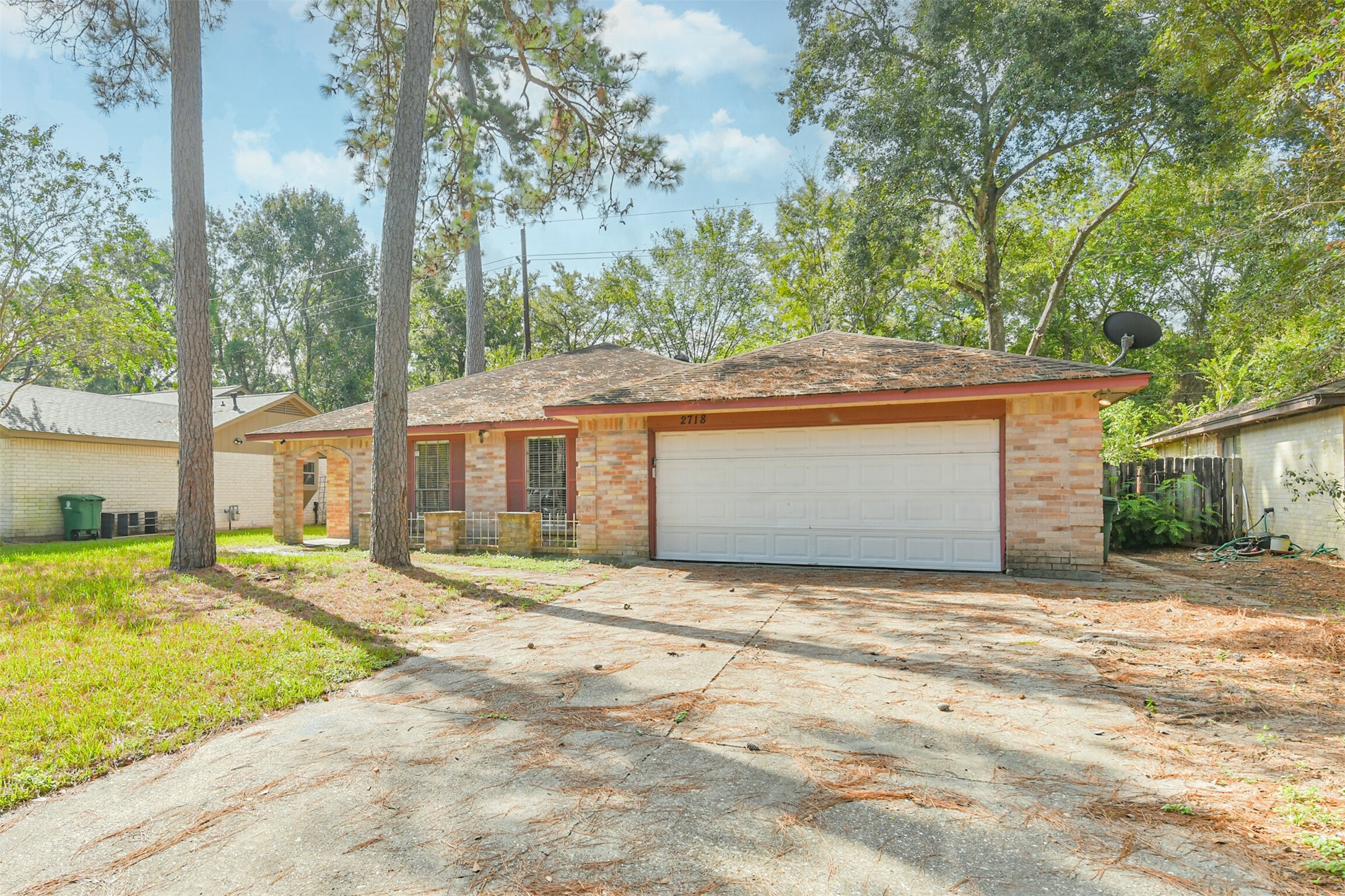 2718 Tinechester Drive Property Photo 1