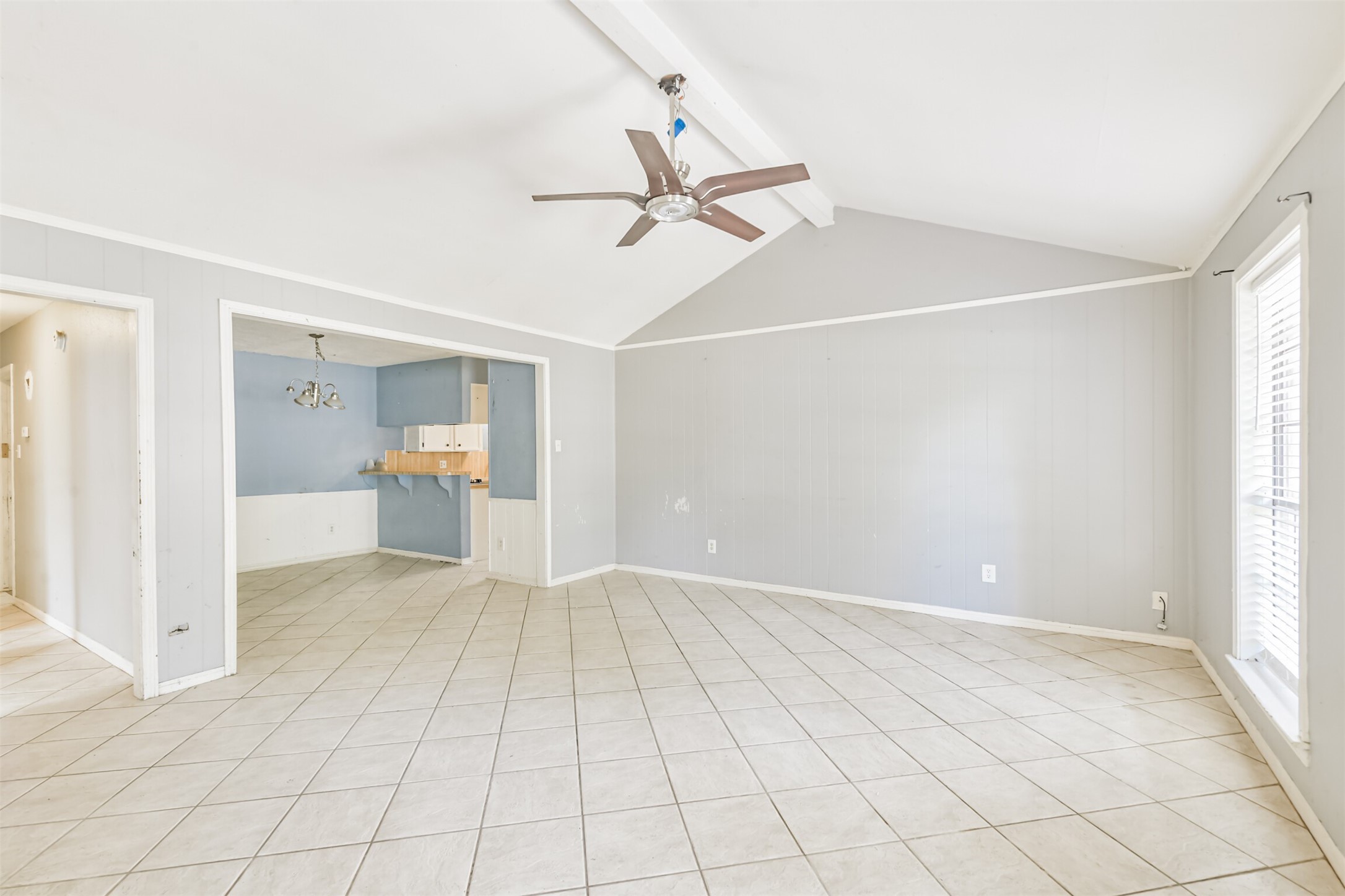 2718 Tinechester Drive Property Photo 4