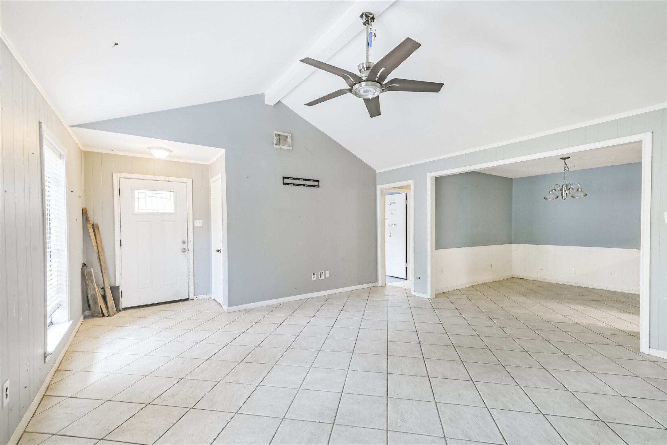 2718 Tinechester Drive Property Photo 6
