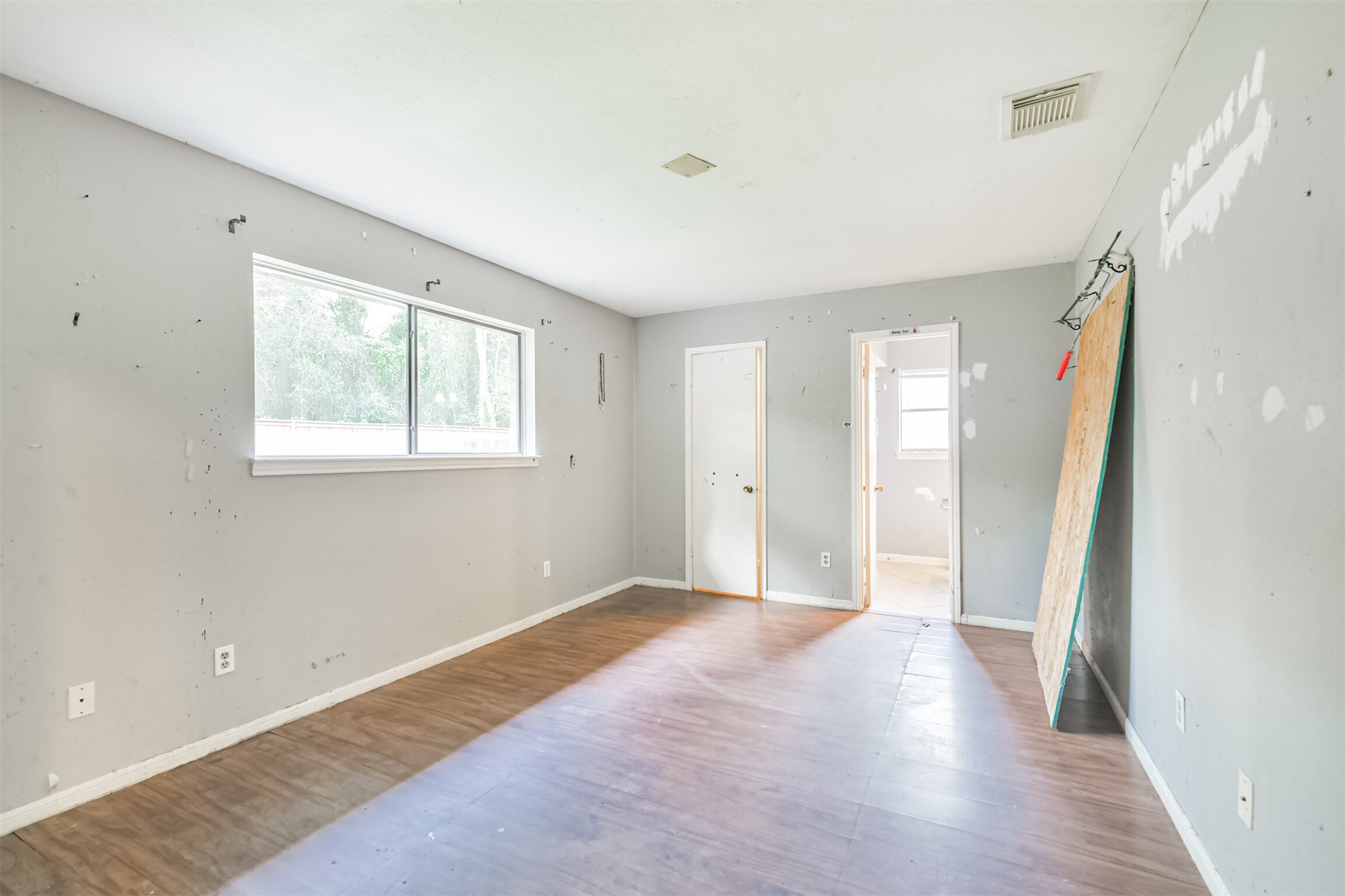 2718 Tinechester Drive Property Photo 13