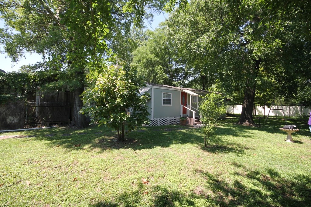 734-a Mcdaniel Street Property Photo 4