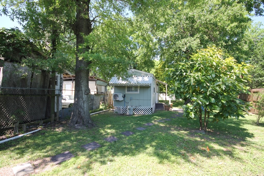 734-a Mcdaniel Street Property Photo 5